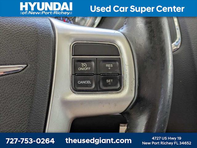 2014 Chrysler Town & Country Touring