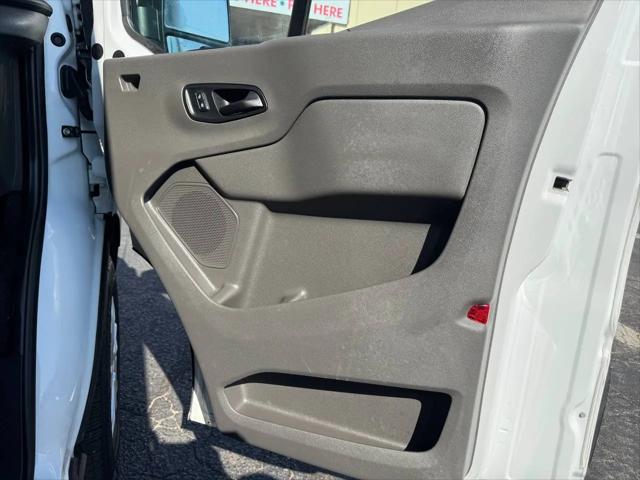 2022 Ford E-Transit-350 Cargo Van T-350 130"" Med Rf 9500 GVWR RWD