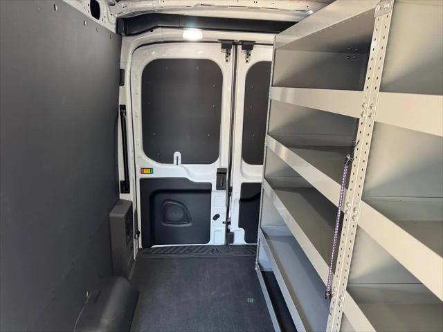 2022 Ford E-Transit-350 Cargo Van T-350 130"" Med Rf 9500 GVWR RWD