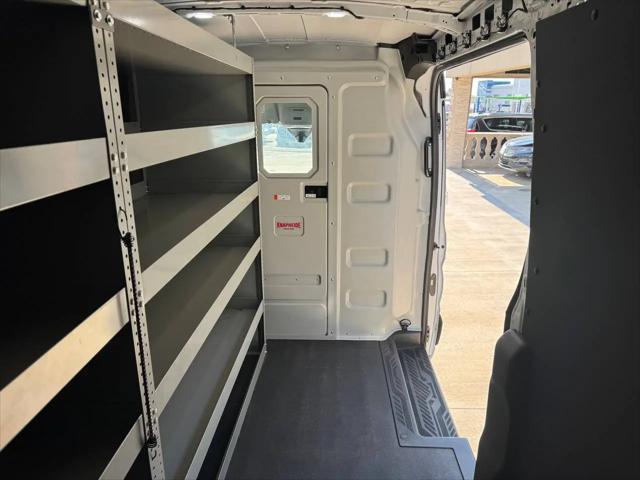 2022 Ford E-Transit-350 Cargo Van T-350 130"" Med Rf 9500 GVWR RWD