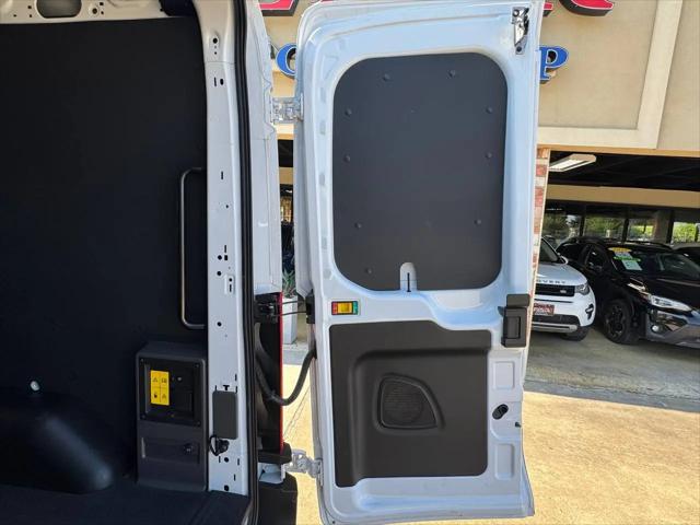 2022 Ford E-Transit-350 Cargo Van T-350 130"" Med Rf 9500 GVWR RWD