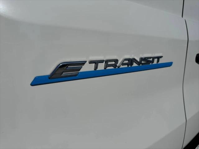 2022 Ford E-Transit-350 Cargo Van T-350 130"" Med Rf 9500 GVWR RWD