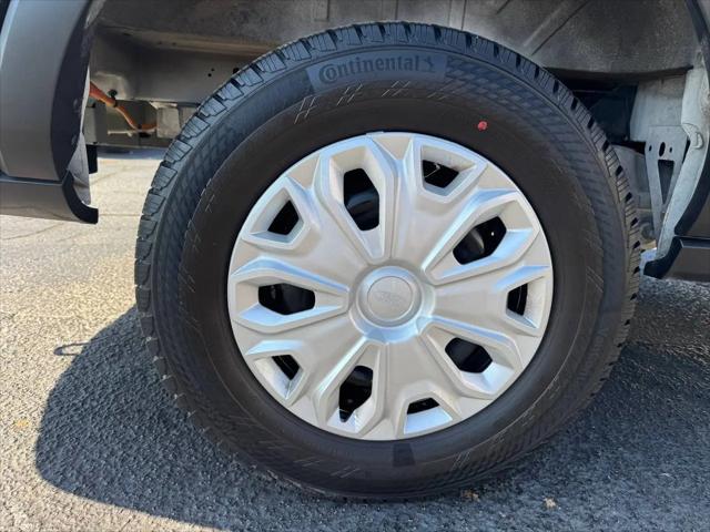 2022 Ford E-Transit-350 Cargo Van T-350 130"" Med Rf 9500 GVWR RWD