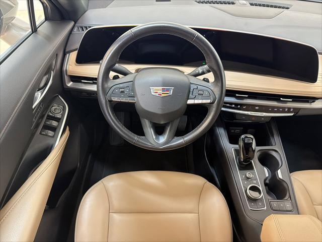 2025 Cadillac XT4 FWD Premium Luxury