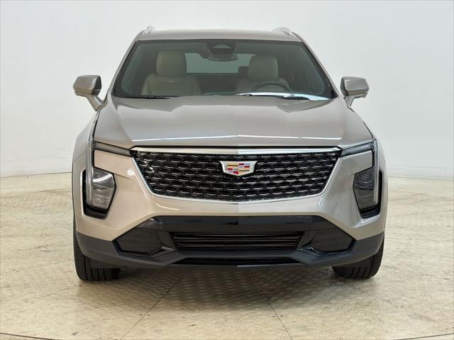 2025 Cadillac XT4 FWD Premium Luxury