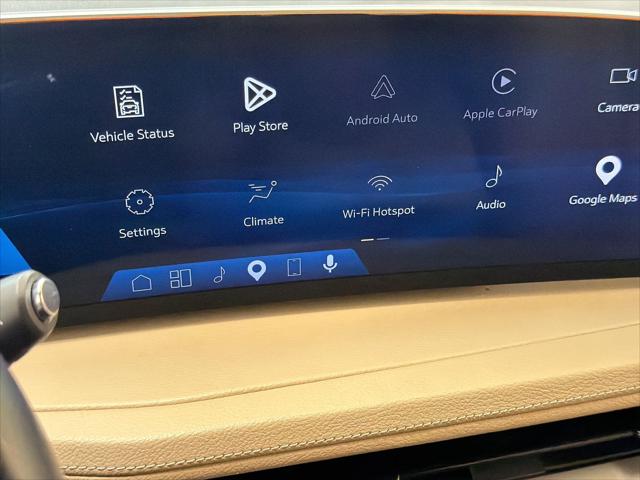 2025 Cadillac XT4 FWD Premium Luxury