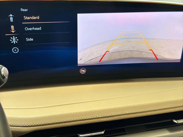 2025 Cadillac XT4 FWD Premium Luxury