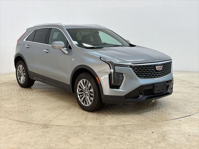 2025 Cadillac XT4 FWD Premium Luxury