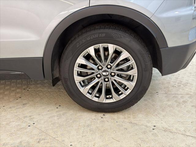2025 Cadillac XT4 FWD Premium Luxury