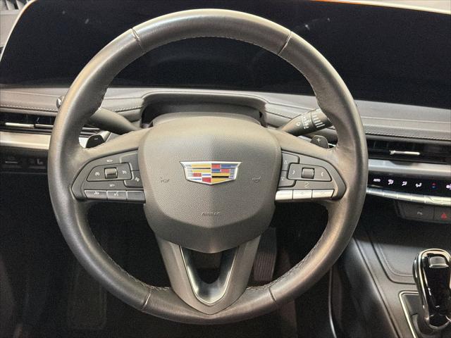 2025 Cadillac XT4 FWD Premium Luxury