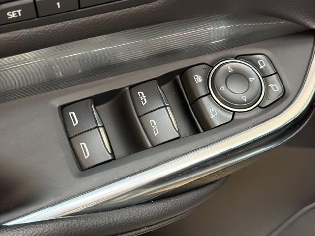 2025 Cadillac XT4 FWD Premium Luxury