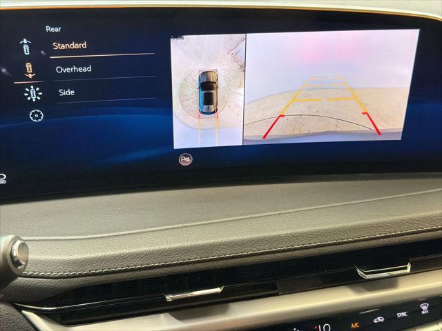 2025 Cadillac XT4 FWD Premium Luxury