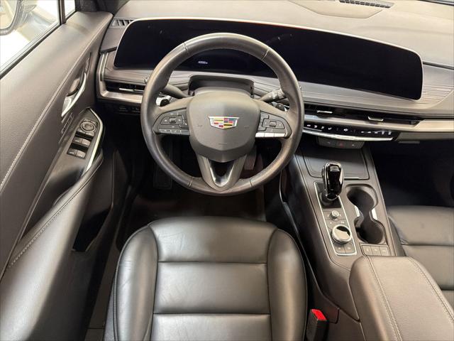 2025 Cadillac XT4 FWD Premium Luxury
