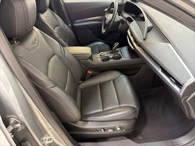 2025 Cadillac XT4 FWD Premium Luxury