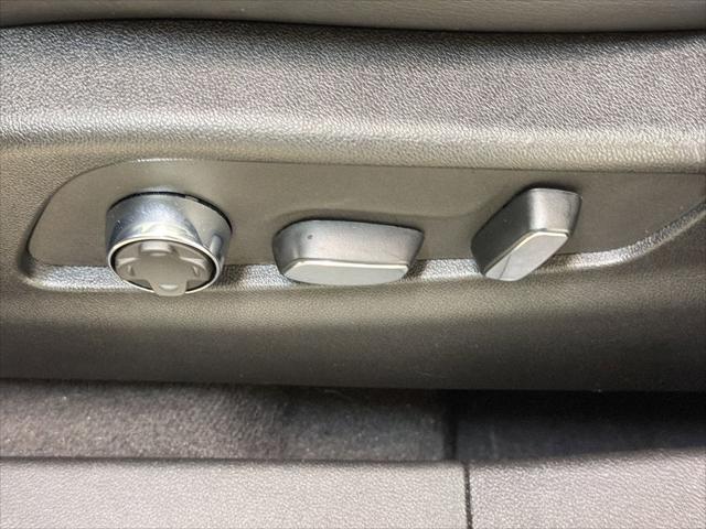 2025 Cadillac XT4 FWD Premium Luxury