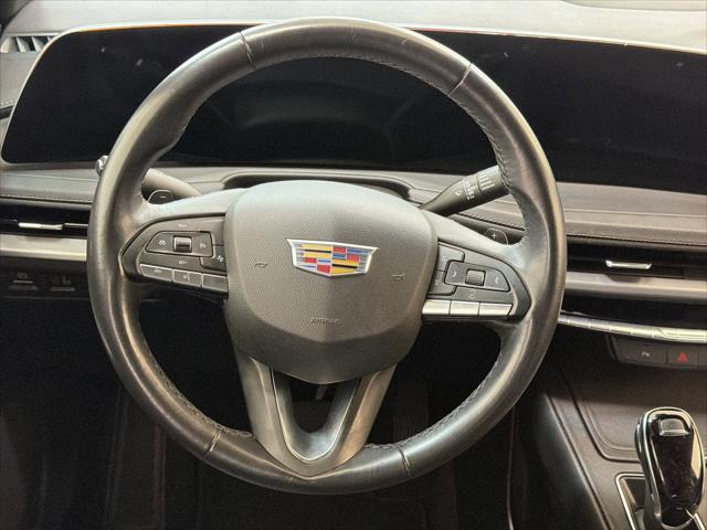 2025 Cadillac XT4 FWD Premium Luxury