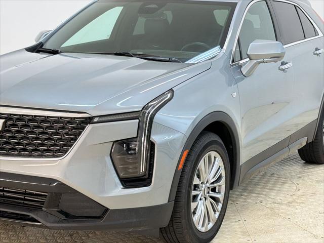 2025 Cadillac XT4 FWD Premium Luxury
