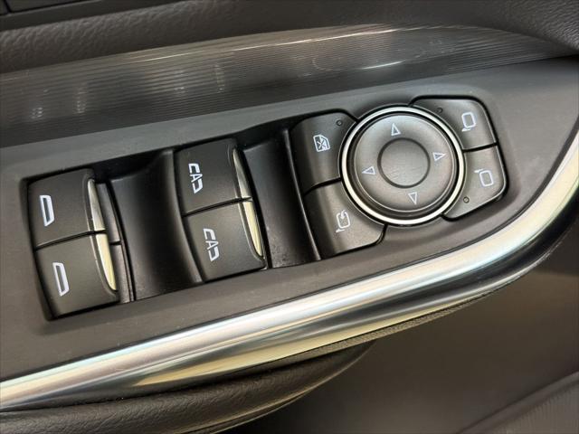 2025 Cadillac XT4 FWD Premium Luxury