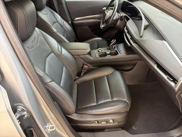 2025 Cadillac XT4 FWD Premium Luxury