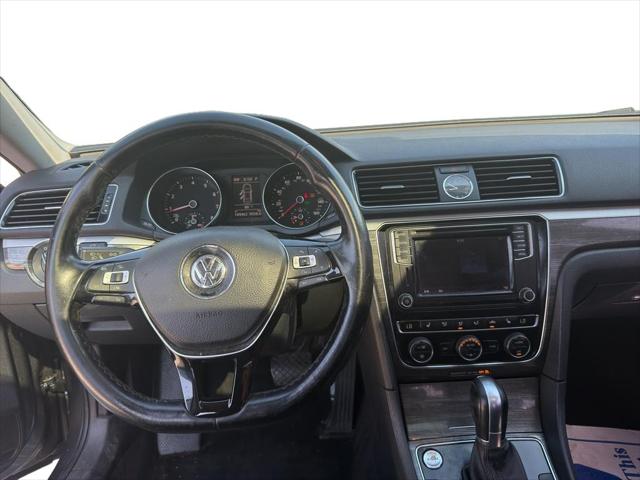 2017 Volkswagen Passat 1.8T SE