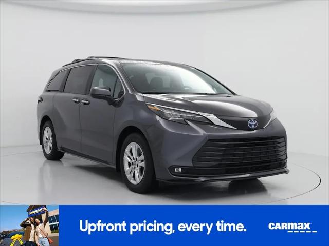 2025 Toyota Sienna XLE for sale in Indianapolis, IN