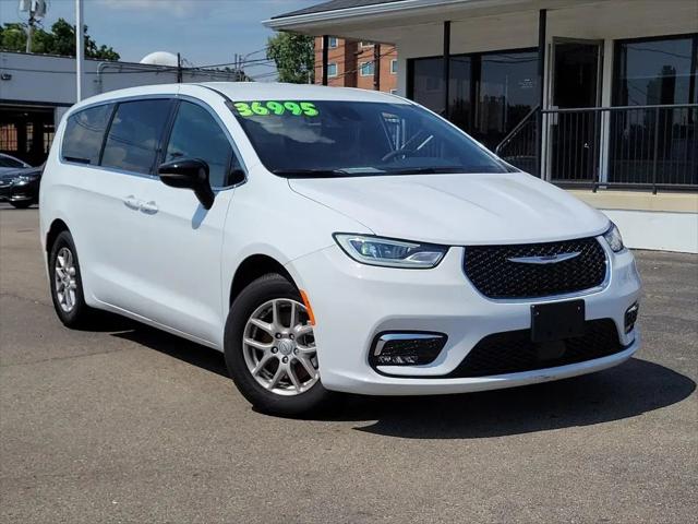 2026 Chrysler Pacifica Select for sale in Dayton, OH