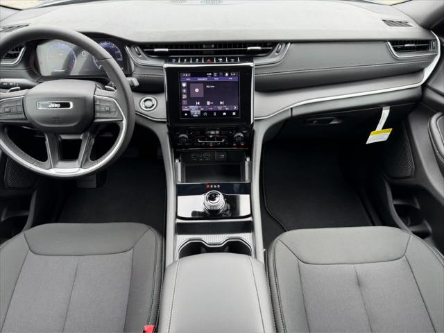 2026 Jeep Grand Cherokee L Altitude 4x4