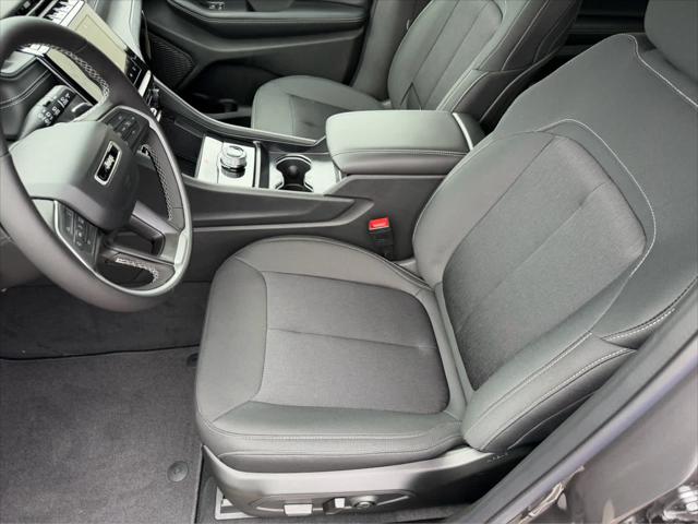 2026 Jeep Grand Cherokee L Altitude 4x4