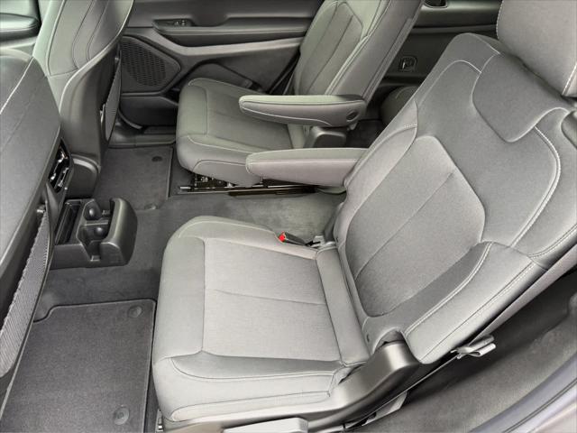 2026 Jeep Grand Cherokee L Altitude 4x4