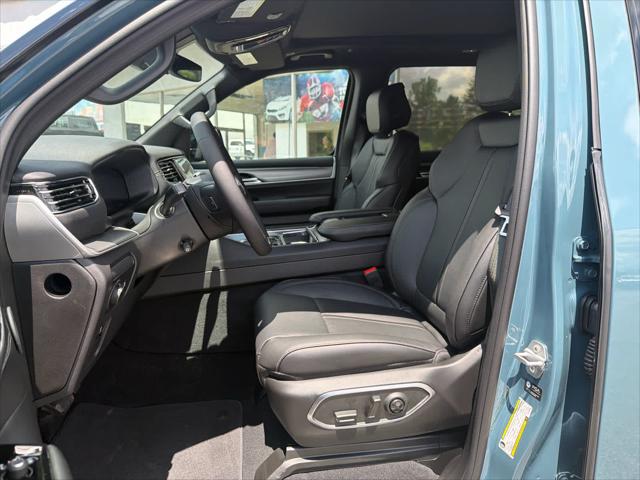 2026 Jeep Grand Wagoneer Upland 4x4