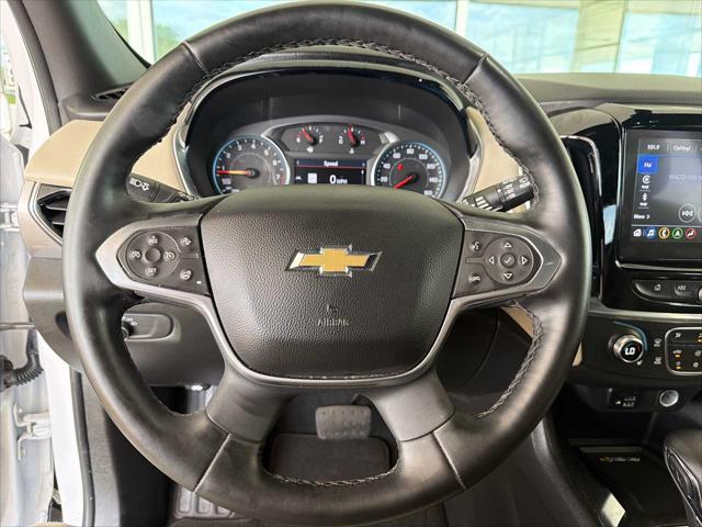2023 Chevrolet Traverse AWD LT Leather