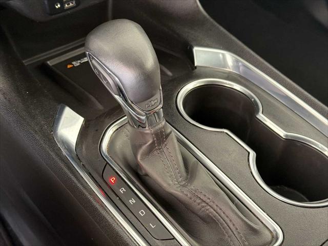 2023 Chevrolet Traverse AWD LT Leather
