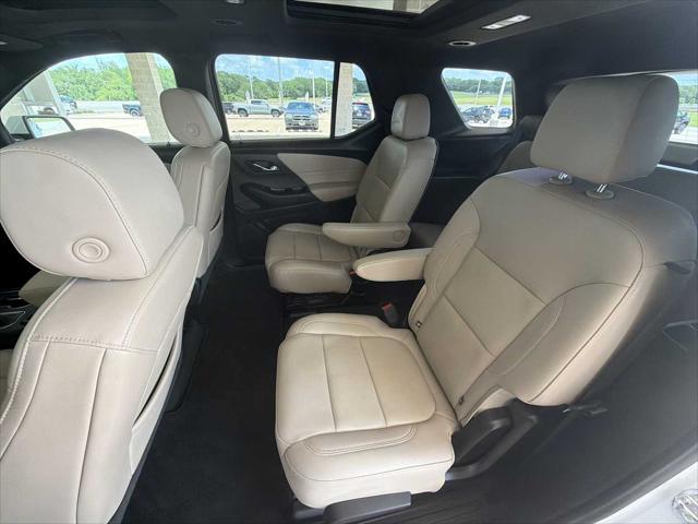 2023 Chevrolet Traverse AWD LT Leather