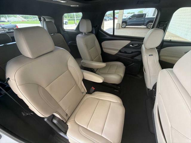 2023 Chevrolet Traverse AWD LT Leather