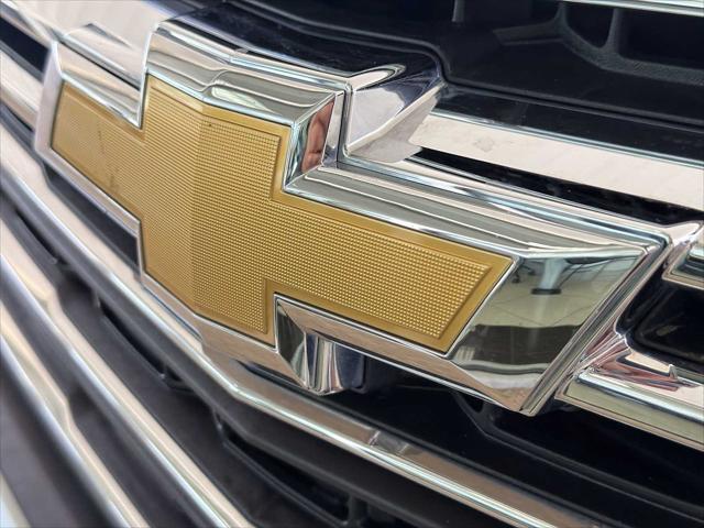 2023 Chevrolet Traverse AWD LT Leather