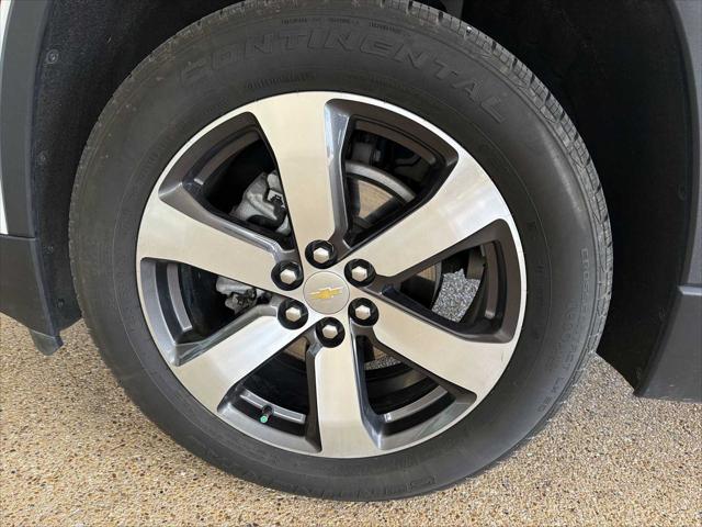 2023 Chevrolet Traverse AWD LT Leather