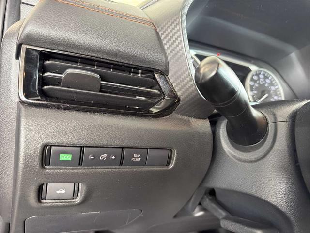 2022 Nissan Sentra SR Xtronic CVT