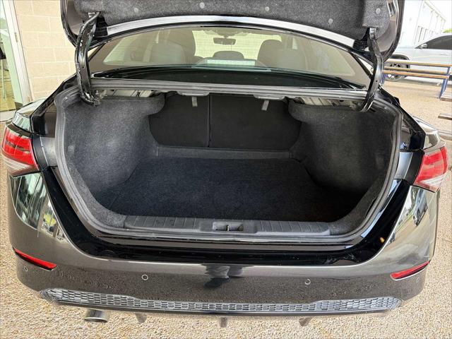 2022 Nissan Sentra SR Xtronic CVT