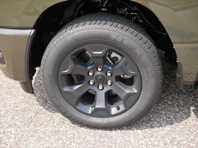 2026 Ram 1500 Express Crew Cab 4x4 57 Box