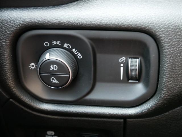 2026 Ram 1500 Express Crew Cab 4x4 57 Box