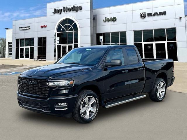 2026 RAM 1500 RAM 1500 EXPRESS QUAD CAB 4X2 64 BOX