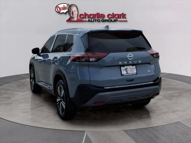 2021 Nissan Rogue SL FWD