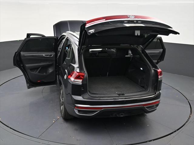 2024 Volkswagen Atlas Cross Sport 2.0T SE w/Technology
