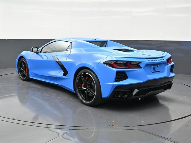 2025 Chevrolet Corvette Stingray RWD Convertible 2LT