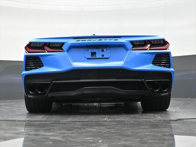 2025 Chevrolet Corvette Stingray RWD Convertible 2LT