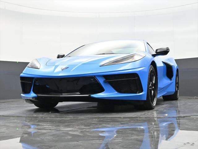 2025 Chevrolet Corvette Stingray RWD Convertible 2LT