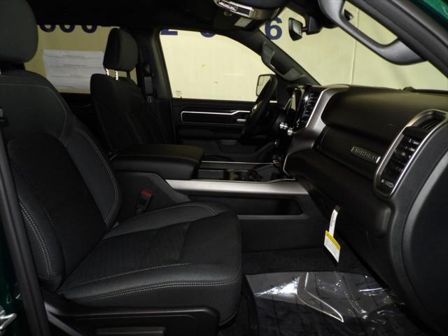 2026 Ram 1500 Big Horn Crew Cab 4x4 64 Box