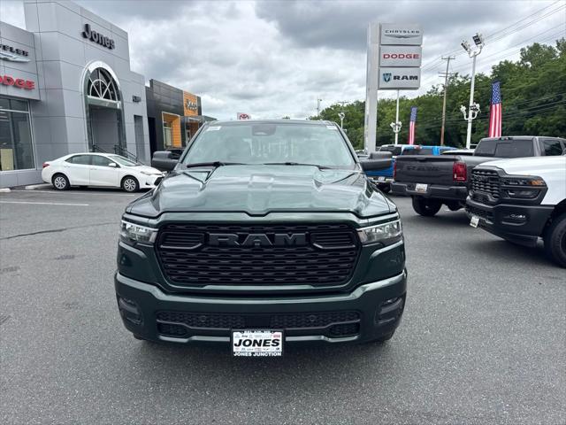 2026 RAM Ram 1500 RAM 1500 EXPRESS CREW CAB 4X4 57 BOX 2026 RAM Ram 1500 RAM 1500 EXPRESS CREW CAB 4X4 57 BOX