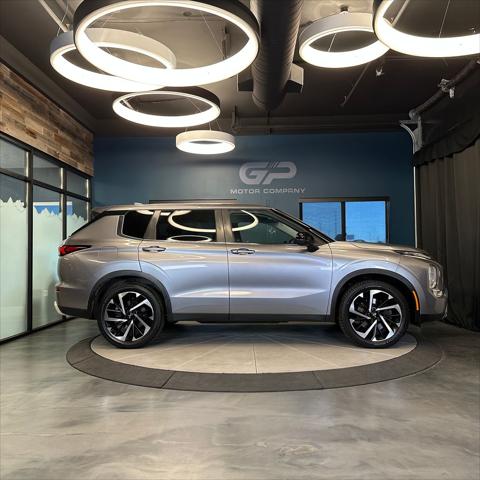 2022 Mitsubishi Outlander SE