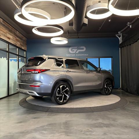 2022 Mitsubishi Outlander SE